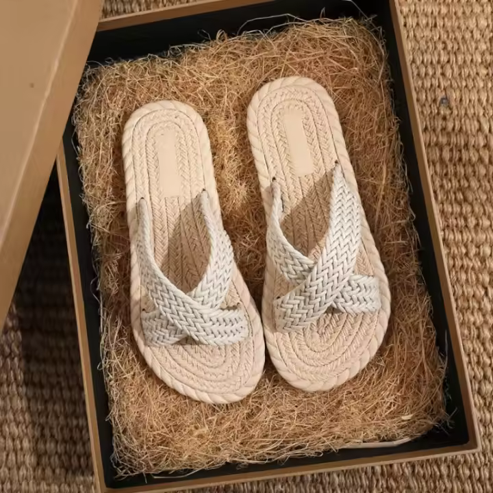 Sandalias de mujer estilo playa verano 2025 con suela de goma antideslizante cruzada - 1