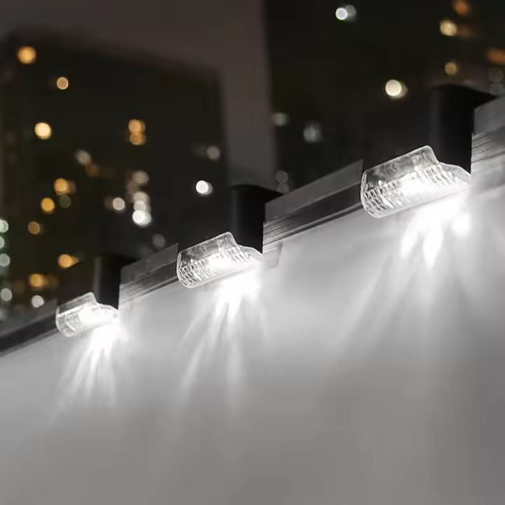 Luz Solar de Jardín Luz Blanca para Exteriores Productos Normales con Batería Hechos en China - 1