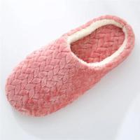 Zapatillas de casa cálidas de felpa con suelo plano para mujer en otoño-invierno - details 10