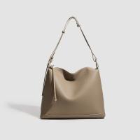 Verano nuevo nicho stray bag lazy wind bolsa de mano de las axilas viajando versátil bolso de mensajero de un solo hombro bolso de las mujeres - details 7