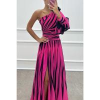 2025Vestido de fiesta de rayas para mujer, estampado inclinado, un hombro dividido, informal, suelto, cintura alta, moda Sexy - details 8