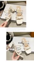 Nueva Moda de Verano Sandalias Plisadas Gruesas con Tacón Medio y Punta Descubierta - details 13