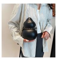 Mochila para mujer, nuevo estilo, personalidad, moda, un solo hombro, bolso cruzado Simple, bolso pequeño, salida de celebridades de Internet - details 1