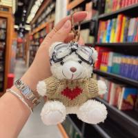 Gafas de sol famosas en Internet, llavero de peluche de oso, colgante de mochila escolar, joyería pequeña - details 7