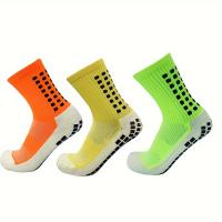 1/3/10 Pares de Calcetines Atléticos Antideslizantes con Pegamento de Puntos, Suela de Toalla Engrosada, Tejido de Malla Transpirable - Ideales para Correr y Deportes, para Hombres y Mujeres, Colores Surtidos, Calcetines Bonitos - details 0