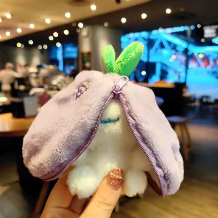Lindo llavero de conejo de transformación de fruta, adornos de juguete de peluche, llavero de coche - 1