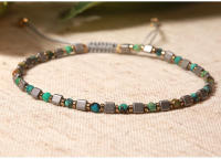 Bestone Pulsera ajustable de granate con cuentas de piedra natural de cristal curativo personalizado - details 1