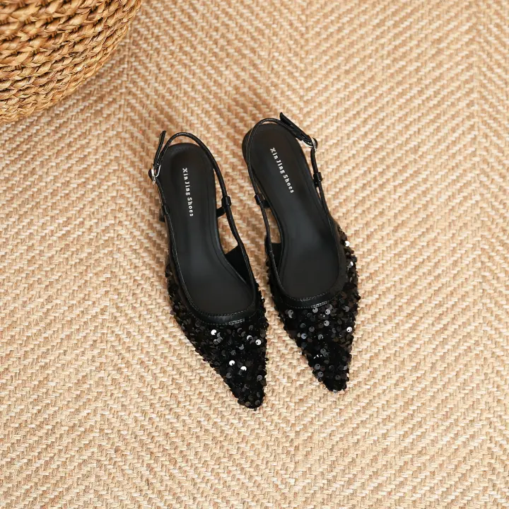 Zapatos de tacón bajo puntiagudos con lentejuelas plateadas - 1