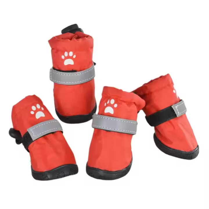 4 unids/set calzado para mascotas zapatos impermeables para perros antideslizantes resistentes al desgaste botines para cachorros zapatos reflectantes para la lluvia para mascotas perros pequeños y medianos - 1