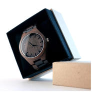 Reloj Mujer 2025 Diseño Nórdico en Ébano Tallado, Cuarzo Suizo, Pulsera de Sándalo Natural - details 1