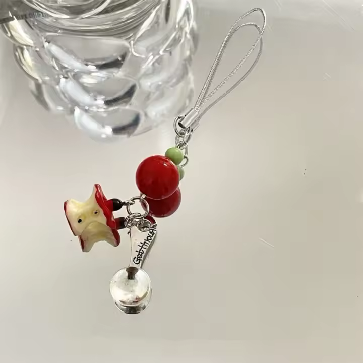 Cadena para teléfono móvil, sombrero verde fresa, llavero con cuentas, colgante, bolso con lazo, colgante de libro de tarjetas para chica bonita - 1