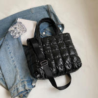 Bolso bandolera de gran capacidad con hombro acolchado de nailon para mujer Color sólido - details 16