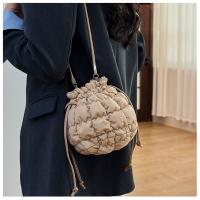 Dulce bolso de cubo con cordón de estilo coreano, bolso de rejilla, pequeño bolso cruzado, bolso para teléfono móvil, bolso de hombro de nailon de Color sólido, viaje - details 18