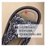 Nuevas zapatillas de interior de playa de suela gruesa suave informal de moda de verano para mujer - details 14