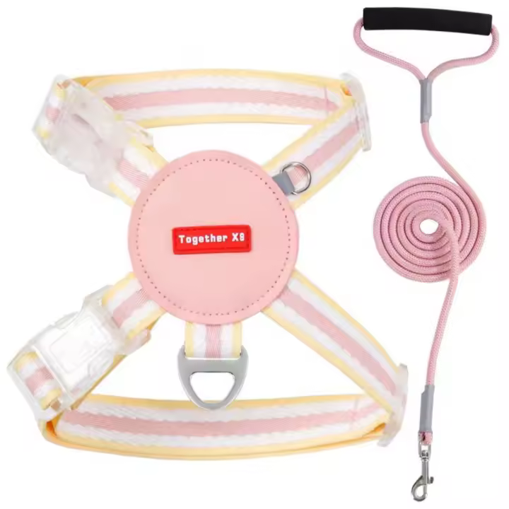 Conjunto de arnés y correa ajustables para perros, chaleco para caminar para mascotas transpirable multicolor con cuerda de tracción, correa para el pecho para perros para todas las estaciones - 1