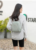 Mochilas de color verde Mochila pequeña para niña Bolsas casuales lindas y elegantes para mujer Diseño de moda Bolsas de libros ligeras fáciles de llevar con decoraciones colgantes - details 13