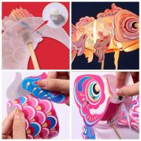 Divertida lámpara de linterna de pez dorado hecha a mano, luz LED, linterna de carpa Koi de mediados de otoño, papel luminoso, materiales de linterna DIY, regalo para niños - details 1