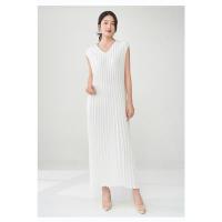 Vestido plisado para mujer, verano, nuevo, suelto, cuello en V, falda de talla grande, temperamento elegante - details 21