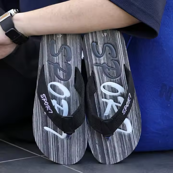 Zapatillas de hombre, chanclas informales de moda para interiores, zapatos transpirables con Clip para verano, Zapatillas de casa, chanclas para hombre, novedad de 2023 - 1