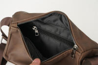 Bolso de hombro retro para hombre, bolso de mensajero informal de marca de moda, bolso horizontal para hombre, bolso de mensajero informal al aire libre, bolso para teléfono móvil, bolso para mujer de moda, regalo de vacaciones - details 16