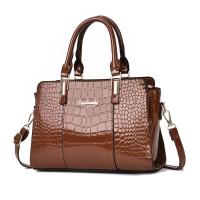 Bolso elegante con patrón de cocodrilo a la moda, bandolera de hombro de gran capacidad, mochila de lujo de alta gama - details 1