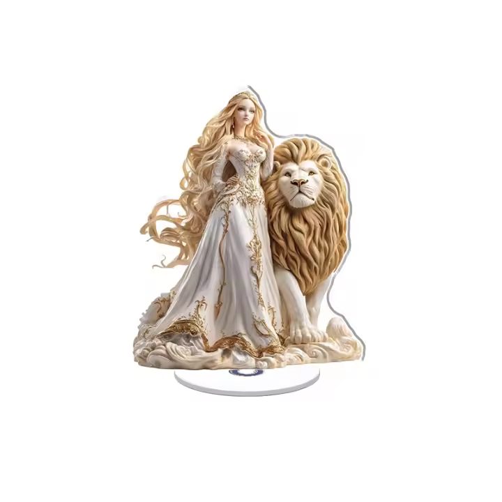 La exhibición acrílica giratoria presenta una reina rubia con un vestido blanco y dorado al lado de su majestuoso león intrincadamente detallado en porcelana sobre un fondo blanco. - 1