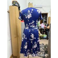 Verano nuevo vestido de sol de moda informal de vacaciones para mujer con cuello en V y estampado floral de manga corta - details 9