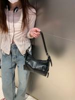 Bolso bandolera de cuero con cremallera, estilo retro europeo y americano, nuevo. - details 12