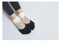 Calcetines de yoga de cinco dedos para mujer, calcetines de Pilates con punta abierta y tobillo bajo, antideslizantes, de silicona, con puntos - details 6