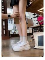 Zapatos blancos de velcro de suela gruesa, nuevos zapatos de tablero deportivos casuales plateados - details 13