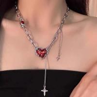 Collares de Cadenas con Franja de Corazón Rojo - Estilo Gótico - Hip Hop, Moda Europea y Estadounidense, Accesorios de Joyería para Fiestas para Mujeres - details 0