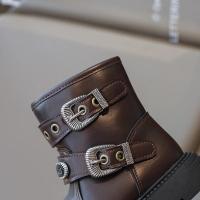 Botas de cuero antideslizantes para niña, zapatos versátiles y elegantes, suela suave, estilo británico, otoño e invierno, 2024 - details 9