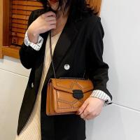 Bolso de hombro retro con cadena y ence para mujer, bufanda de cuero de PU de moda con solapa, bolso de diseñador - details 9