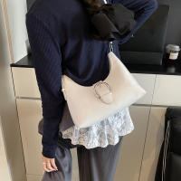 Bolso de hombro en forma de media luna, bolso hobo de piel sintética, bolso de mano de color sólido con cierre de cremallera, forro de poliéster, limpieza en seco profesional o lavado a mano, para mujer - details 2