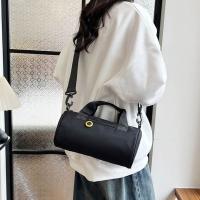 Bolsa de gimnasio cilíndrica de un hombro para mujer, bolso cruzado de nailon de Color sólido, gran capacidad, impermeable, bolsa de almacenamiento para Fitness y Yoga, deportes - details 10