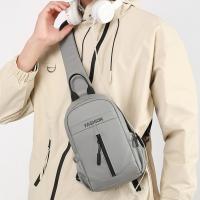 Bolso de pecho informal para hombre, mochila de nailon impermeable para ir al trabajo, bolso cruzado multifuncional de gran capacidad para hombre - details 18