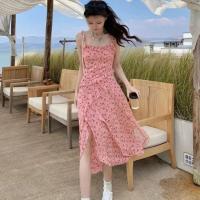Tea break Vestido francés con tirantes florales rosas y cuello en U para vacaciones de verano para mujer, falda larga de playa con volantes - details 2