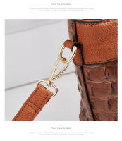 Estilo de bolso de mujer nuevo patrón de cocodrilo personalizado anillo hombro oblicuo span bag - details 19