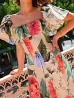 2025 nueva falda de playa de un hombro con estampado de gasa, vestido largo estilo vacaciones junto al mar para mujer - details 7