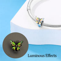 Colgante Charm Bead Plata de Ley 925 Noctilucence Mariposa Hebilla de Seguridad Cuentas Pulsera Original para Fabricación de Joyas Regalo del Día de San Valentín - details 2
