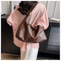 Bolso de cuero suave de gran capacidad de moda para mujer 2025 nuevo bolso de mano de mensajero de hombro de viajero informal - details 1