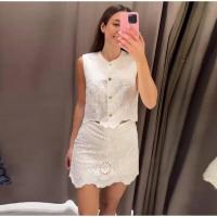 Top sin mangas con botones huecos bordados, conjunto de falda corta en color liso, minifaldas elegantes y versátiles para - details 6