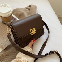 Bolso de Mano de Estilo Francés con Abrigo de Cocodrilo Color Marrón Ligero, Cierre de Hebilla, Liner de Poliéster, Pintado de Borde, Monedero Cuadrado de Moda Pequeño - details 4