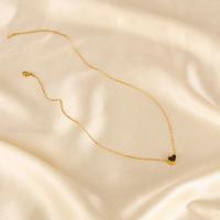 Collar de corazón negro de moda para mujer: cadena de clavícula minimalista de acero inoxidable en estilo europeo - details 5