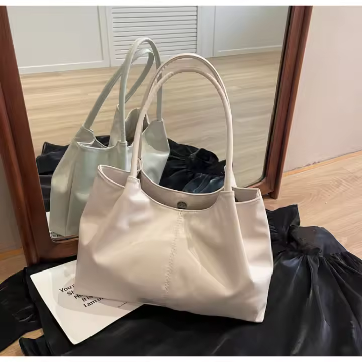 Nueva moda bolso de mano popular, versátil, de gran capacidad, para uso diario, viajes y uso como bolso de hombro para mujer. - 1