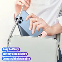 Mini Batería de Alimentación Portátil de 5000mAh Carga Rápida Dual Cable Batería Externa - details 3