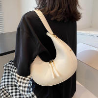 Bolso tote de moda para mujeres Bolso de lujo de medio cuarto Luna bolso de hombro de marca para damas Bolso de axila de cuero PU y monedero - details 14