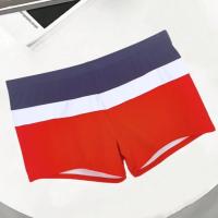 Nuevo 2025, bañadores deportivos informales para playa para hombre, traje de baño de ángulo plano antiexposición con bloques de Color a rayas, hecho en China - details 1