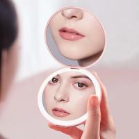 Espejo de bolsillo compacto con luz LED pequeña personalizado para mujer, maquillaje plegable de 2 lados, efecto luminoso, rosa y blanco - details 13