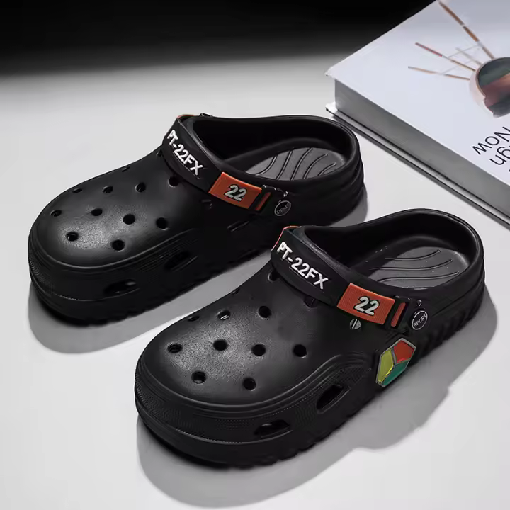 Zapatillas de playa huecas antideslizantes con punta cerrada de EVA para hombre, sandalias para niños, dedos de los pies para el hogar - 1